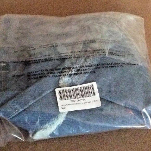 WEIGOU WOMENS DISTRESSES DENIM SHORTS, SMALL, NWT - Picture 6 of 7